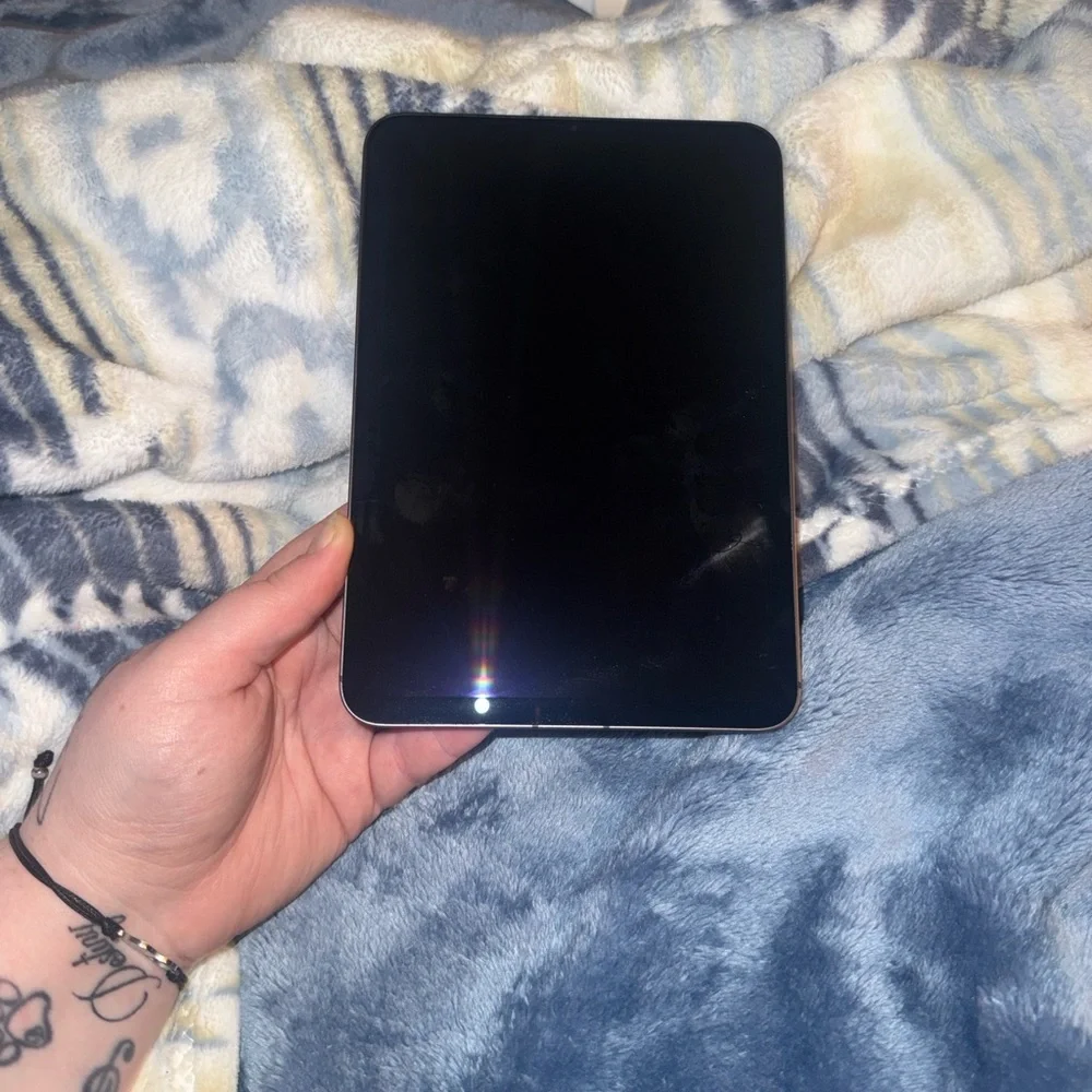 Apple Tablet - Sleek Gray Finish